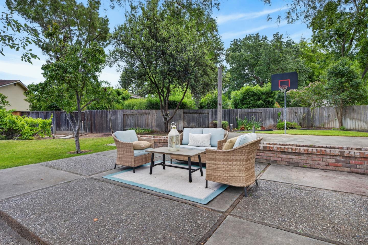 Property photo 46