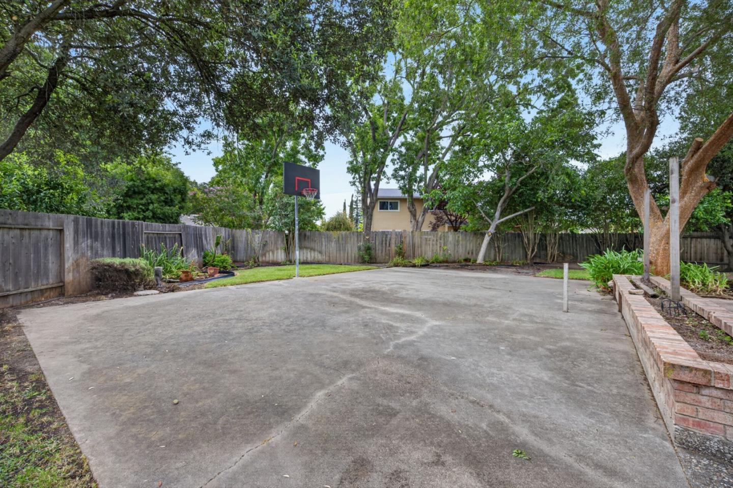 Property photo 48
