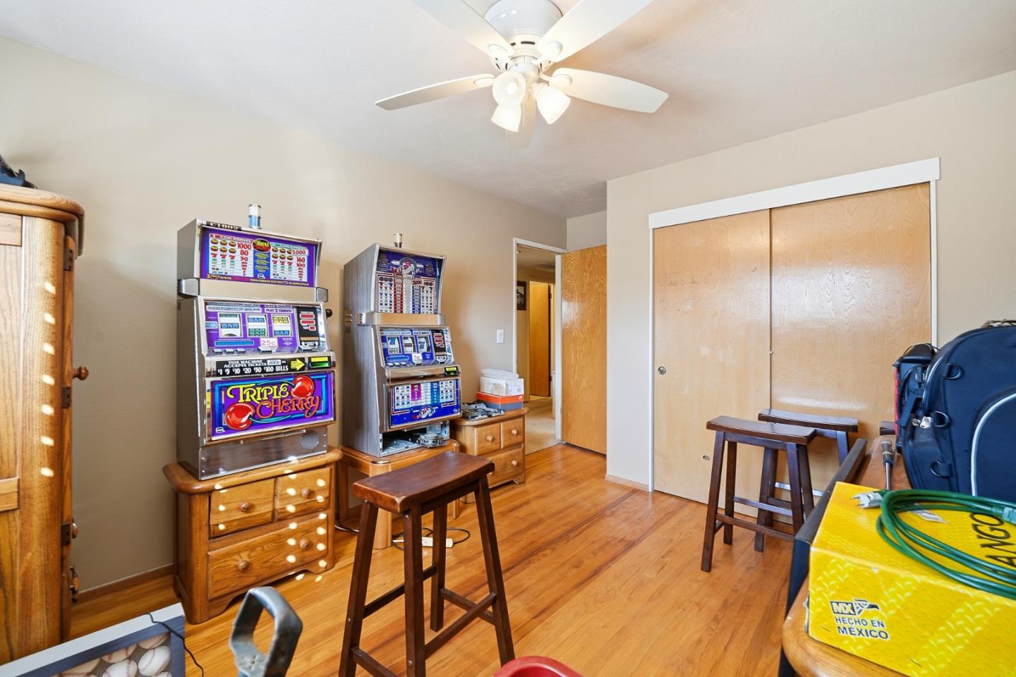 Property photo 33