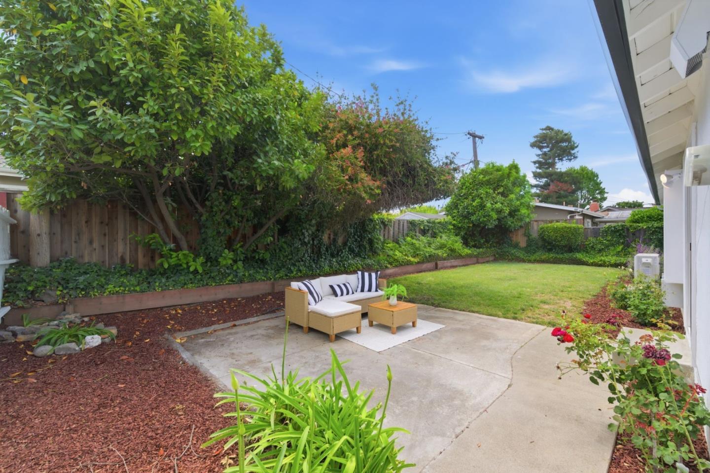 Property photo 37