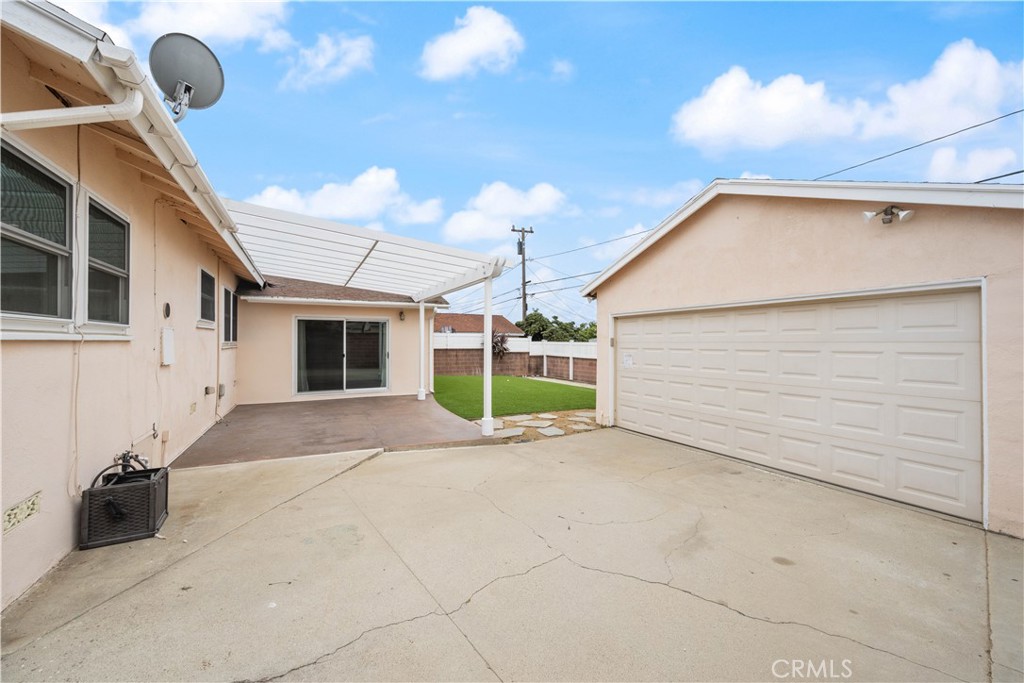 Property photo 37