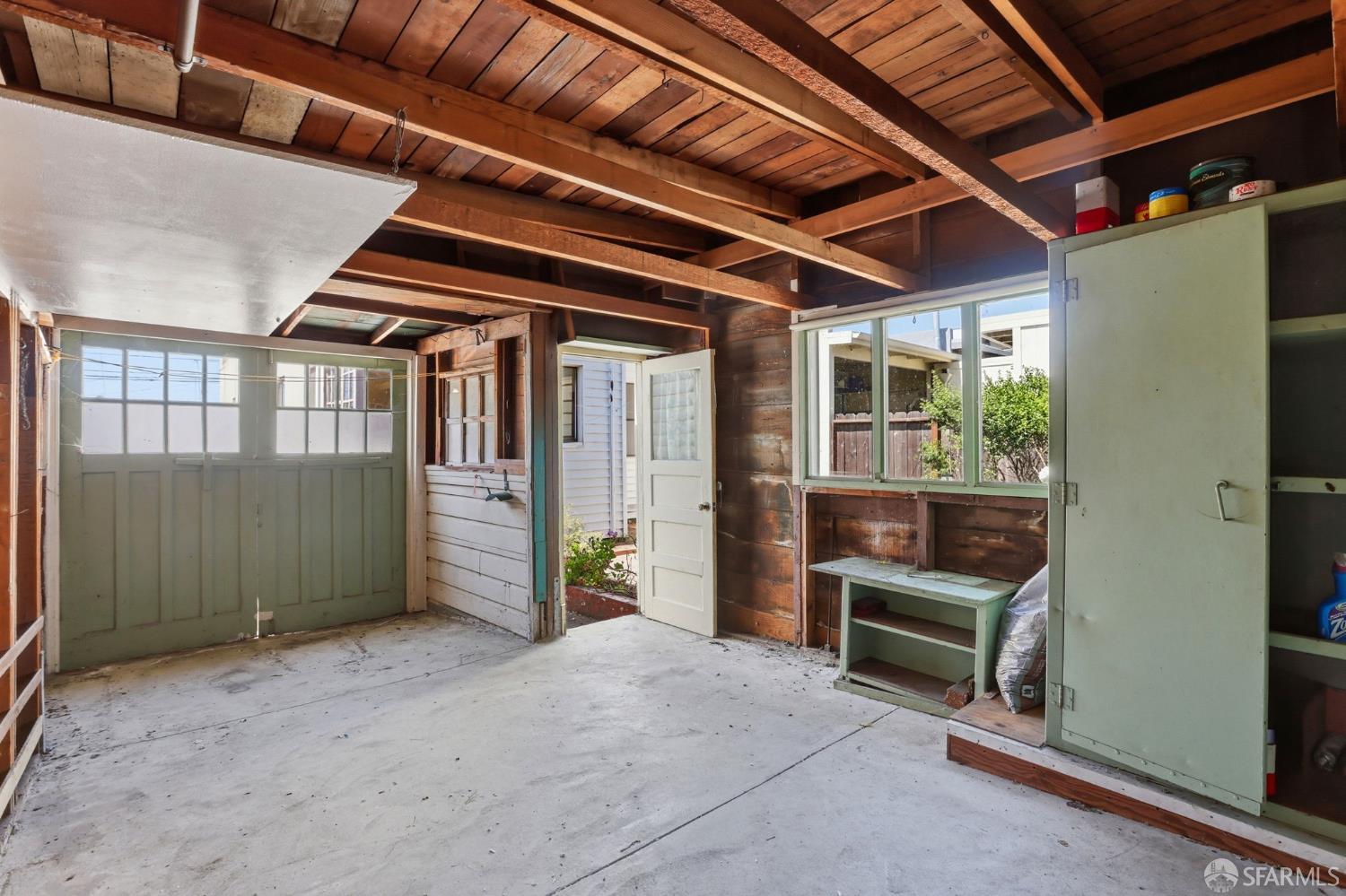 Property photo 33