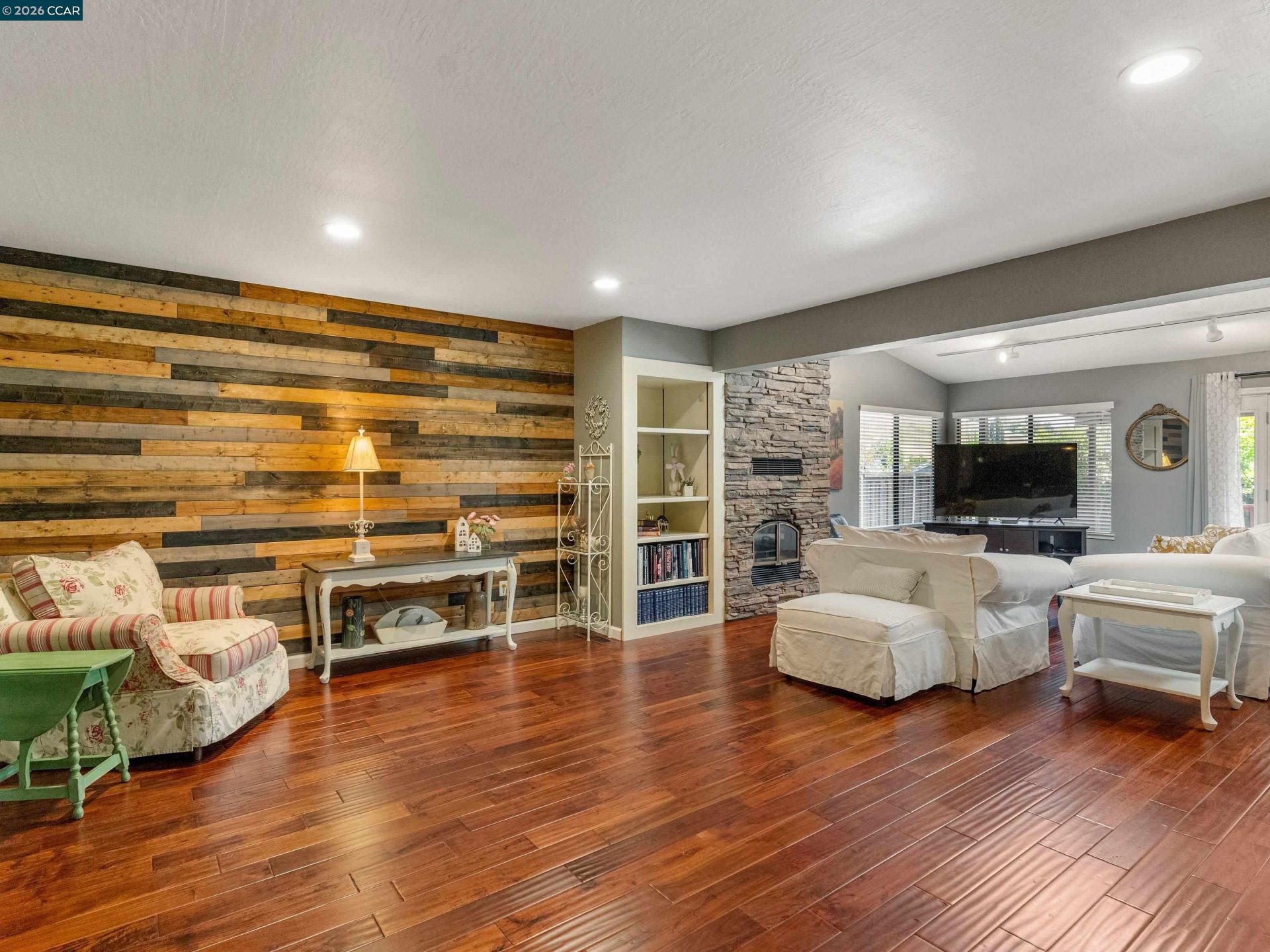 Property photo 23