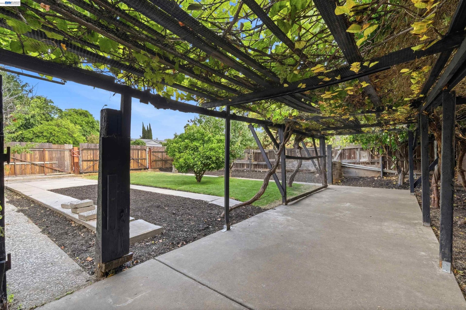 Property photo 46
