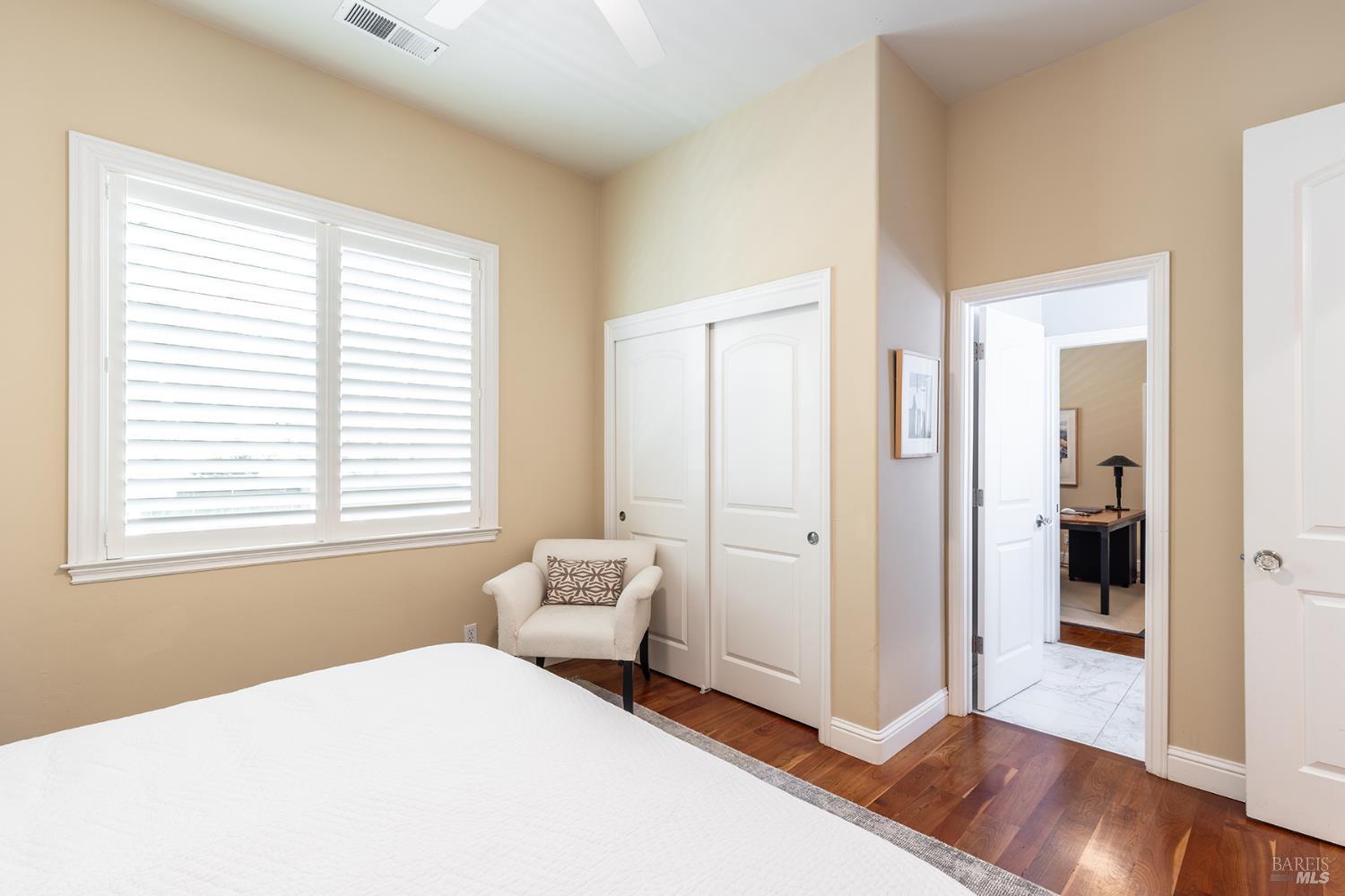 Property photo 31