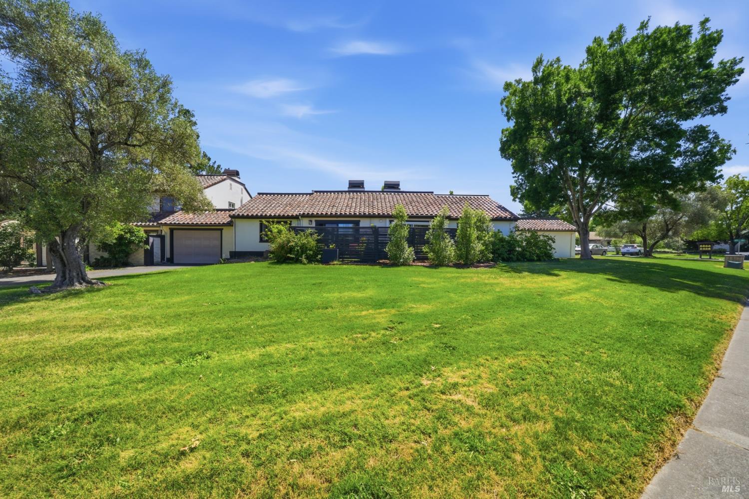 Property photo 35
