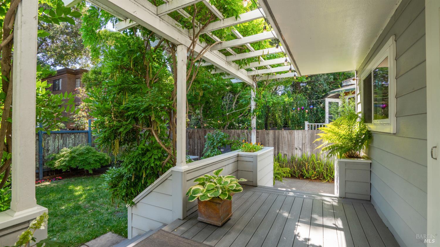 Property photo 32