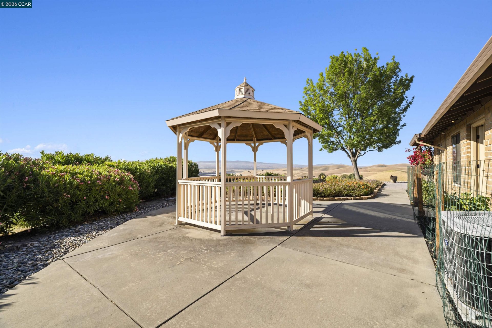 Property photo 43