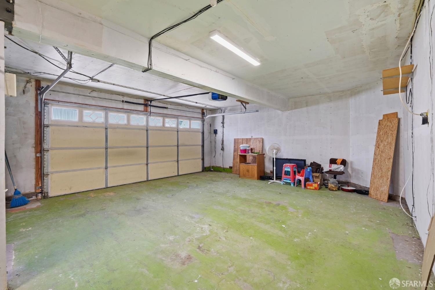Property photo 43