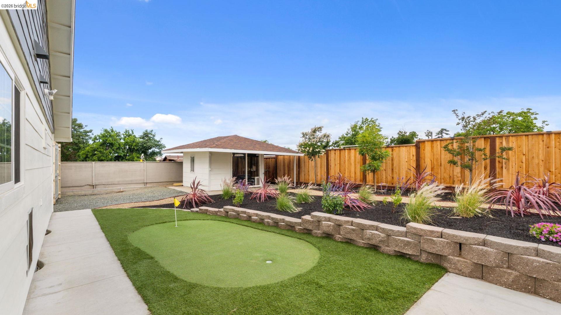 Property photo 43