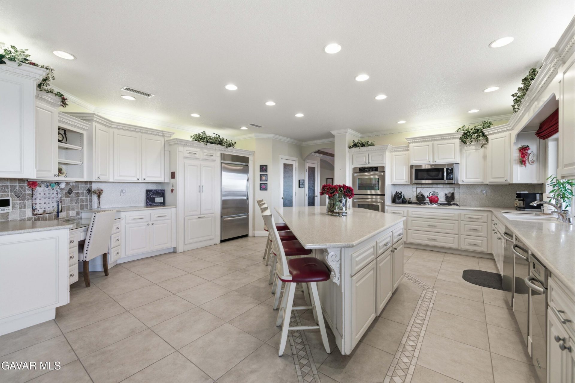 Property photo 25