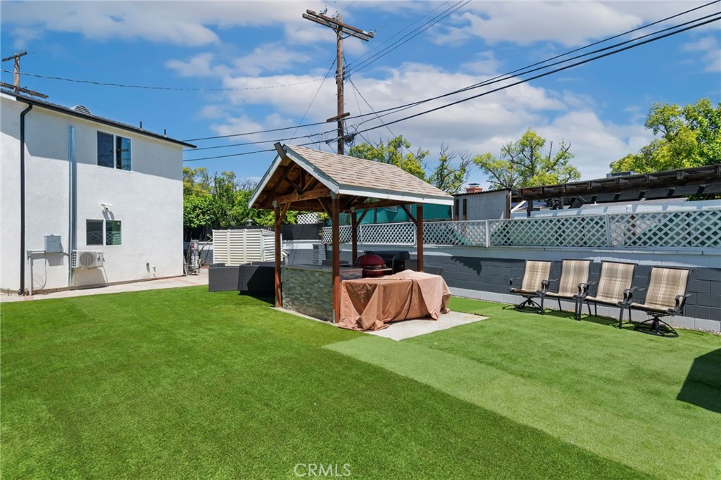 Property photo 44