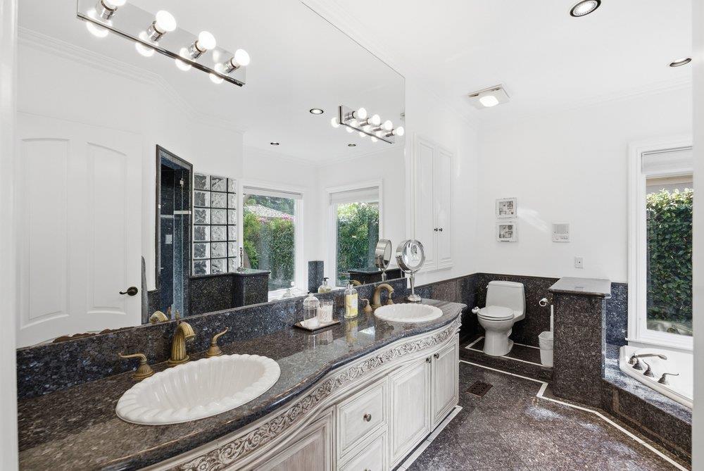Property photo 32