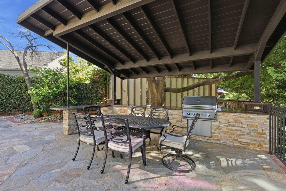 Property photo 42