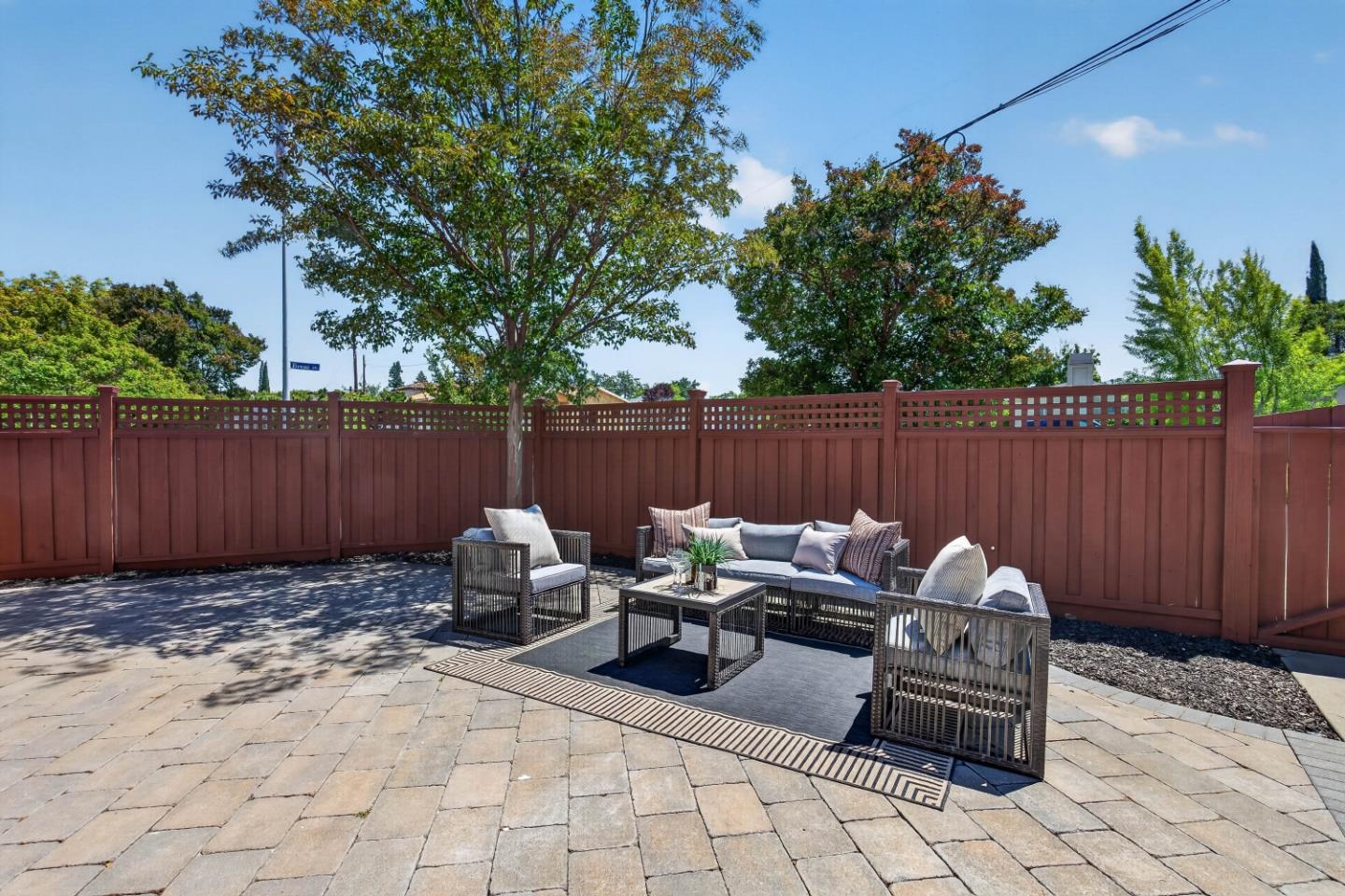Property photo 33