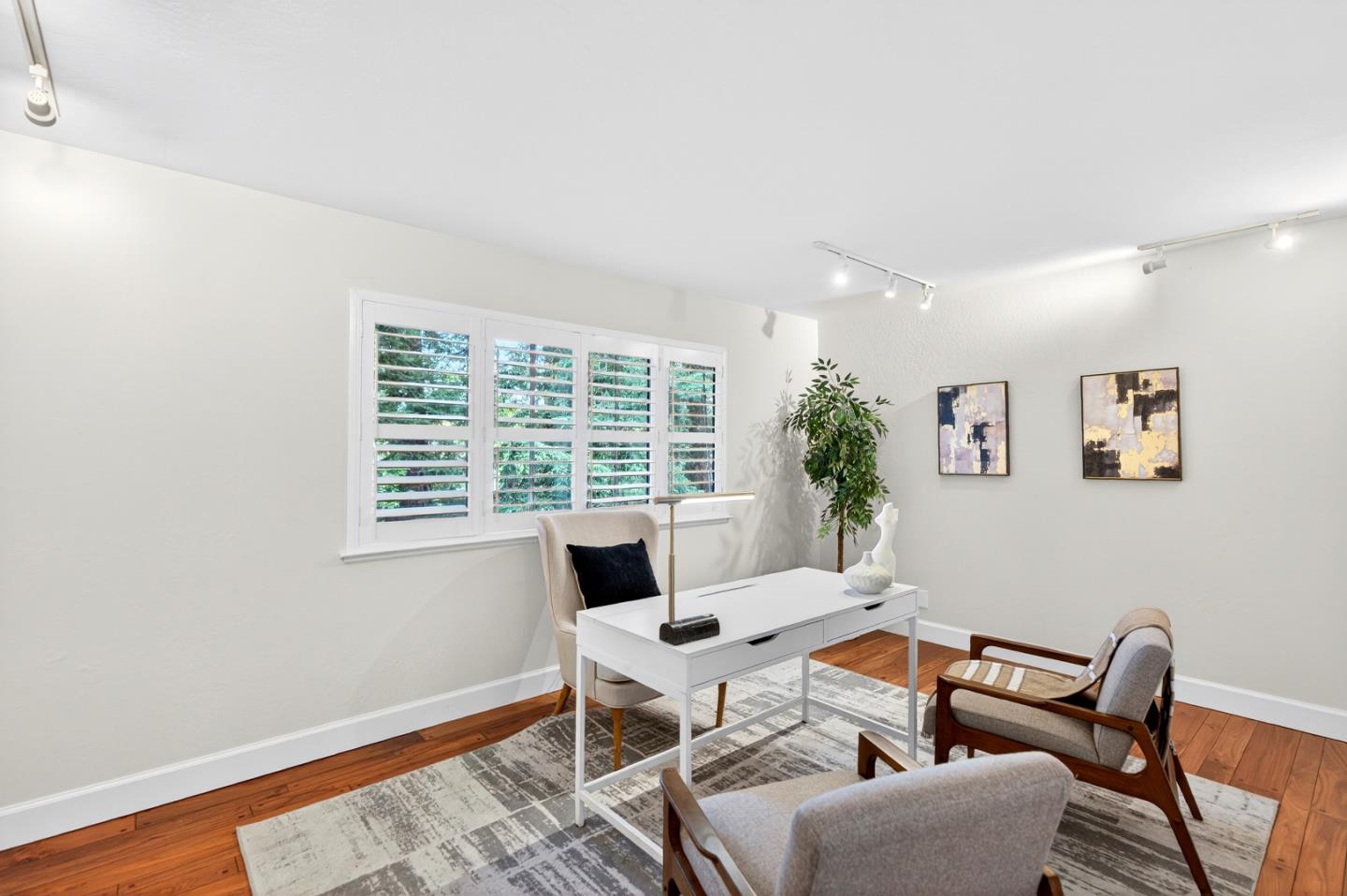 Property photo 36
