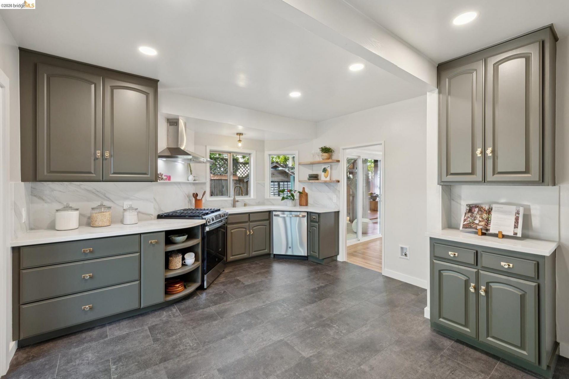 Property photo 39