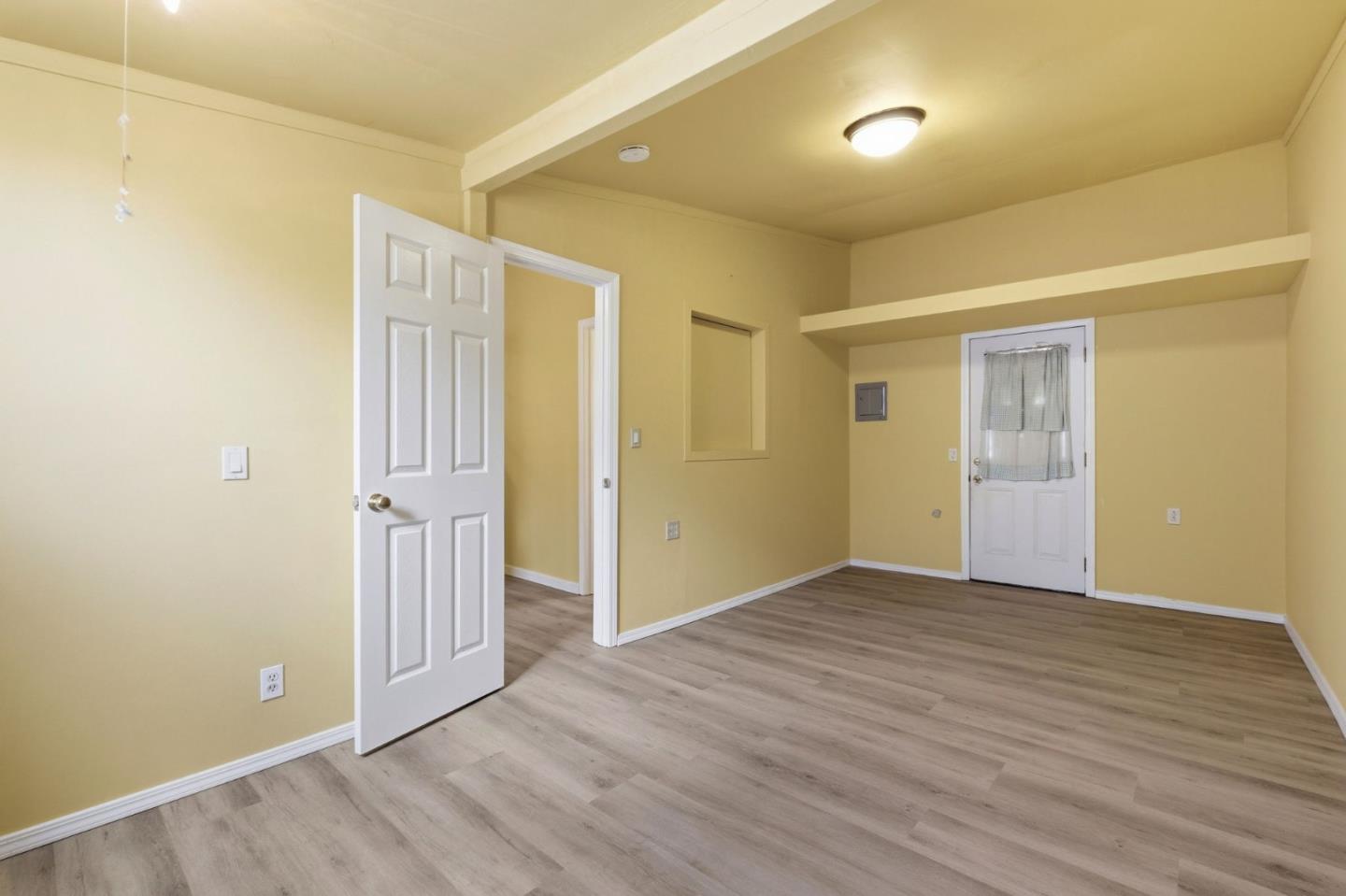 Property photo 44
