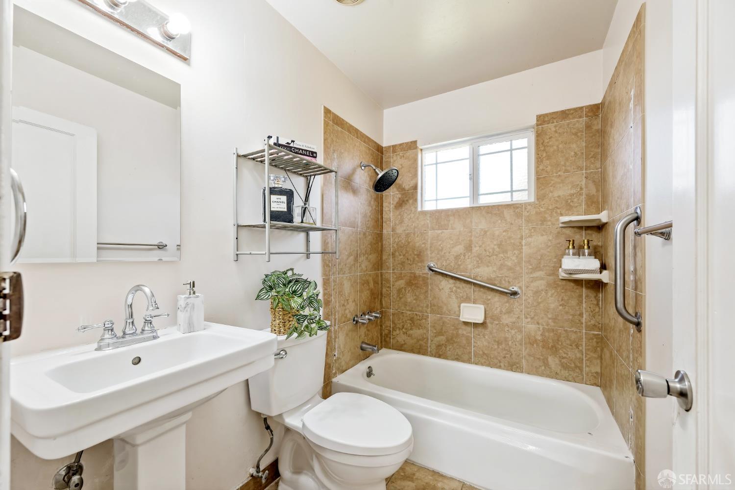 Property photo 24