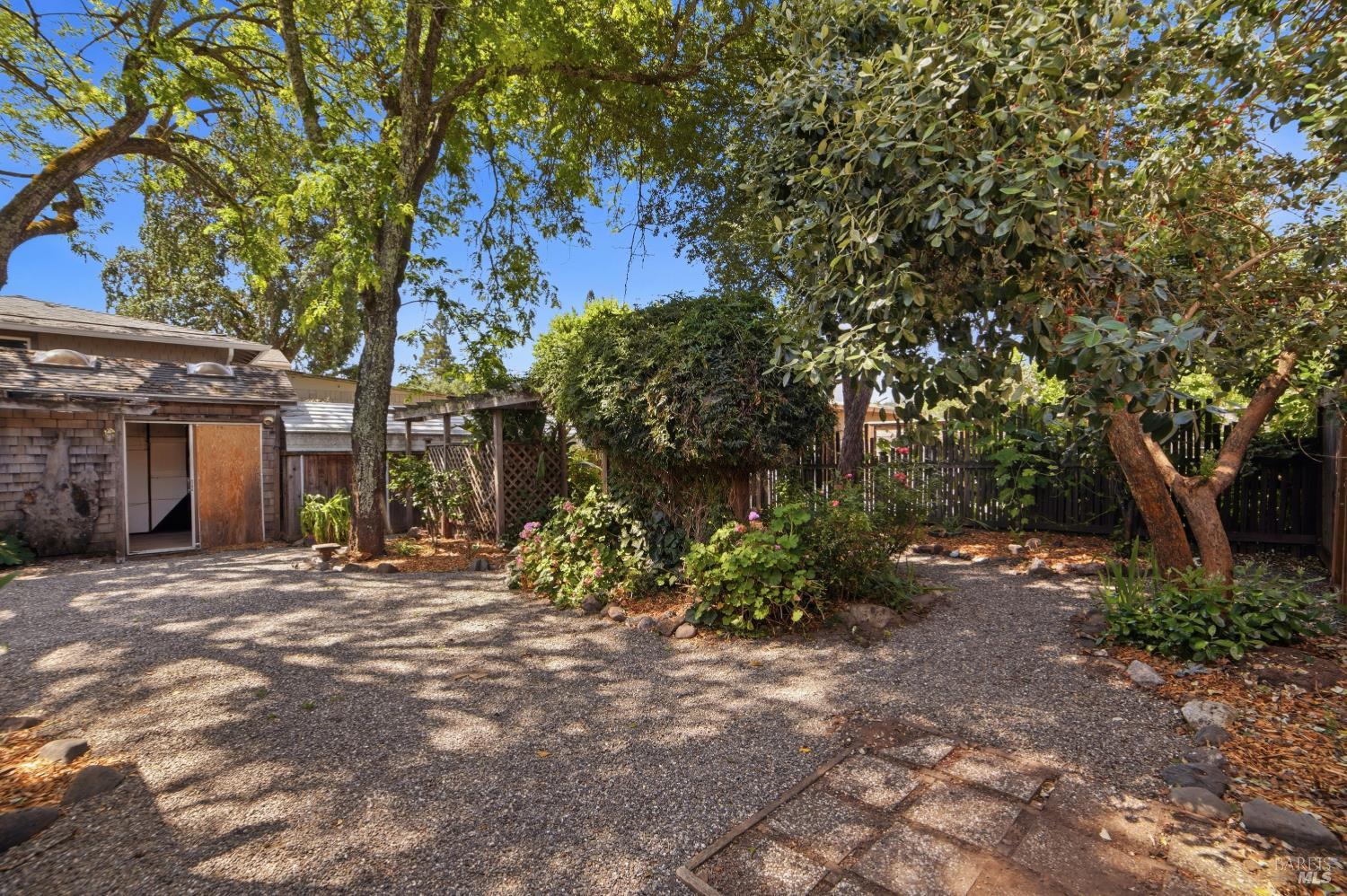 Property photo 34