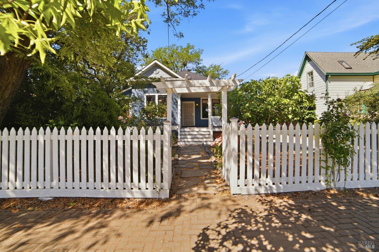 Property photo 8