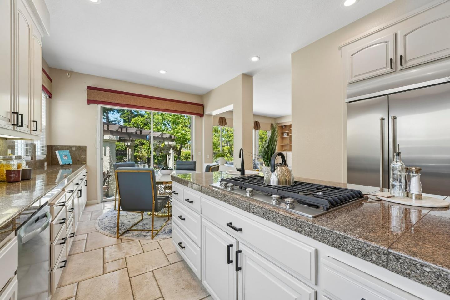Property photo 25