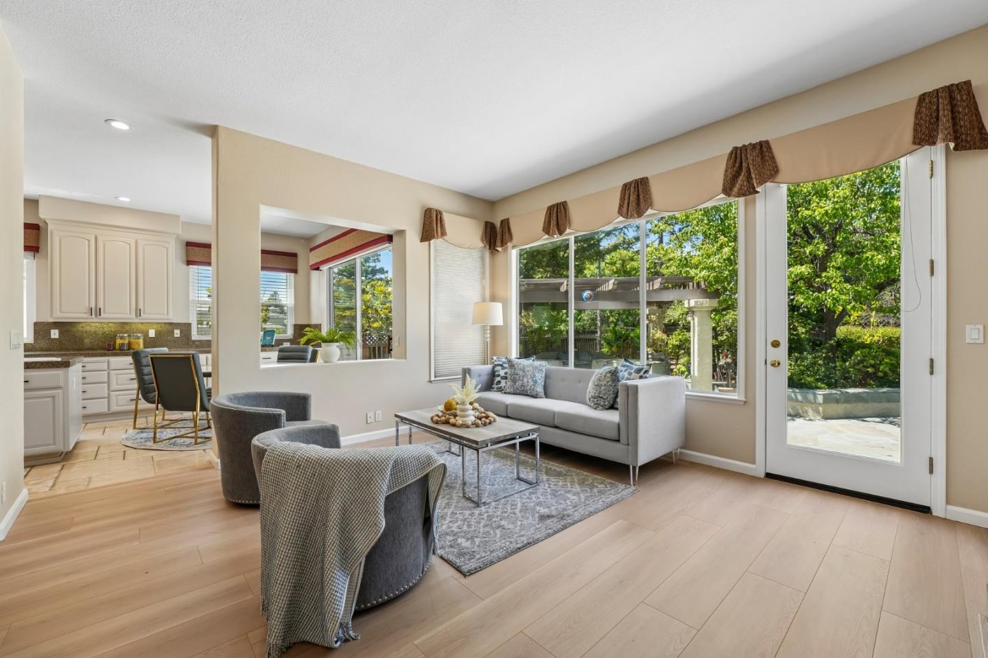 Property photo 33