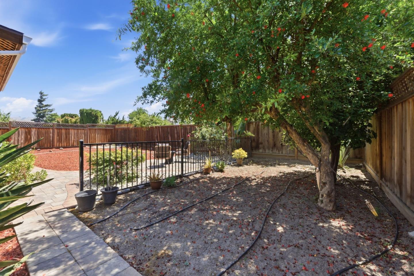 Property photo 46