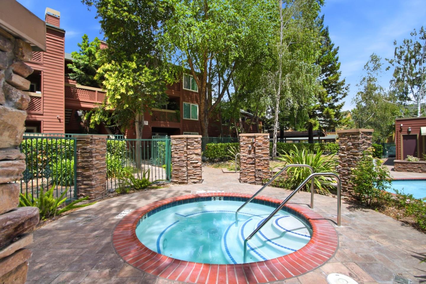 Property photo 32