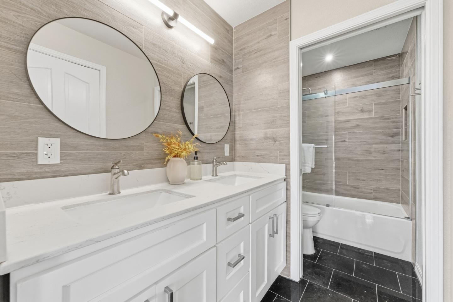 Property photo 50