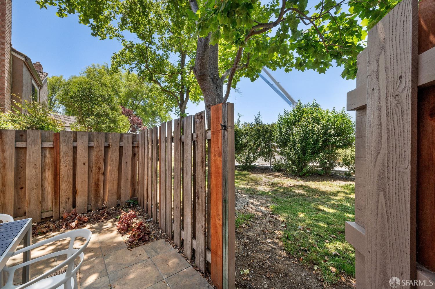 Property photo 37