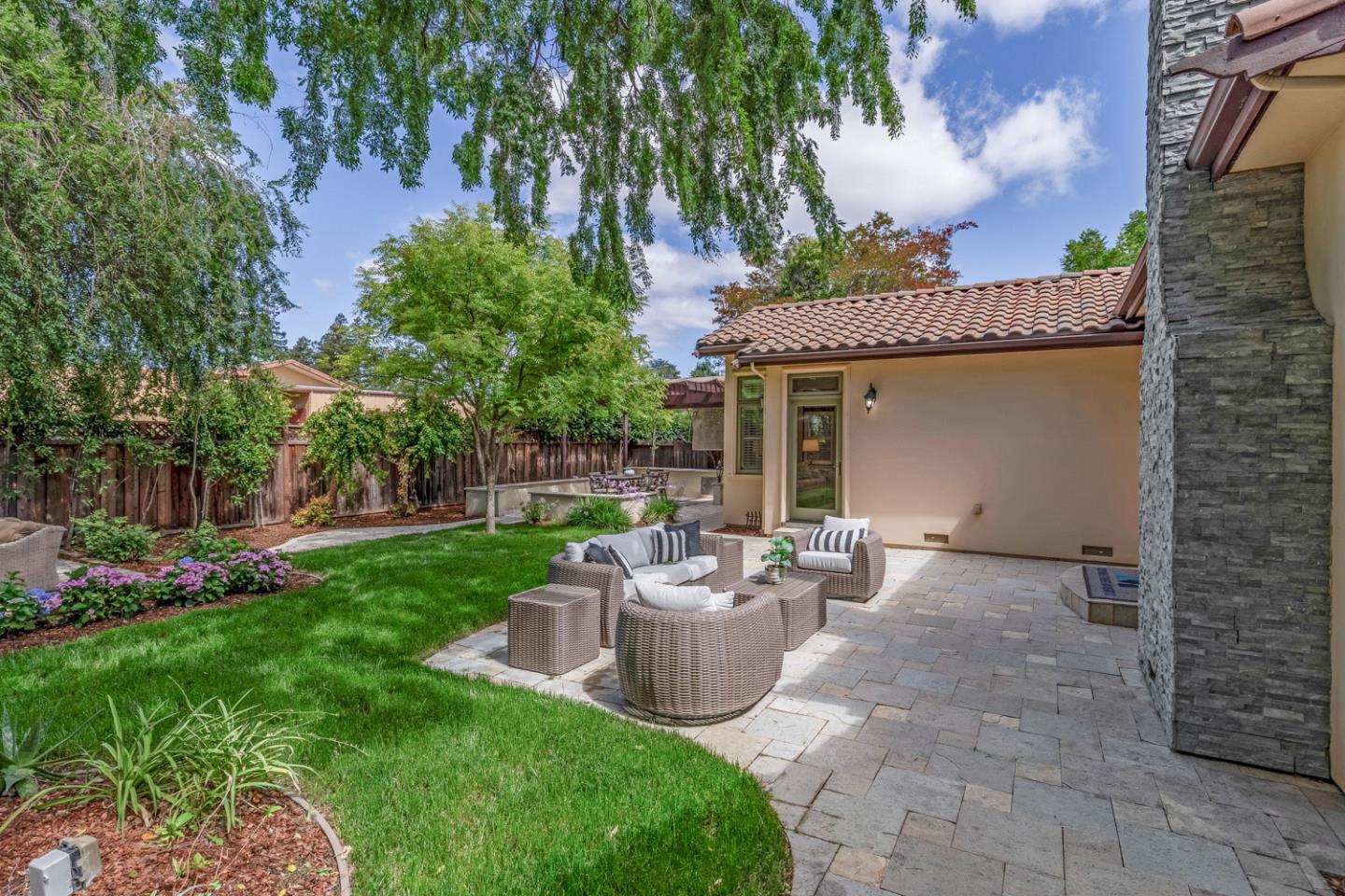 Property photo 32