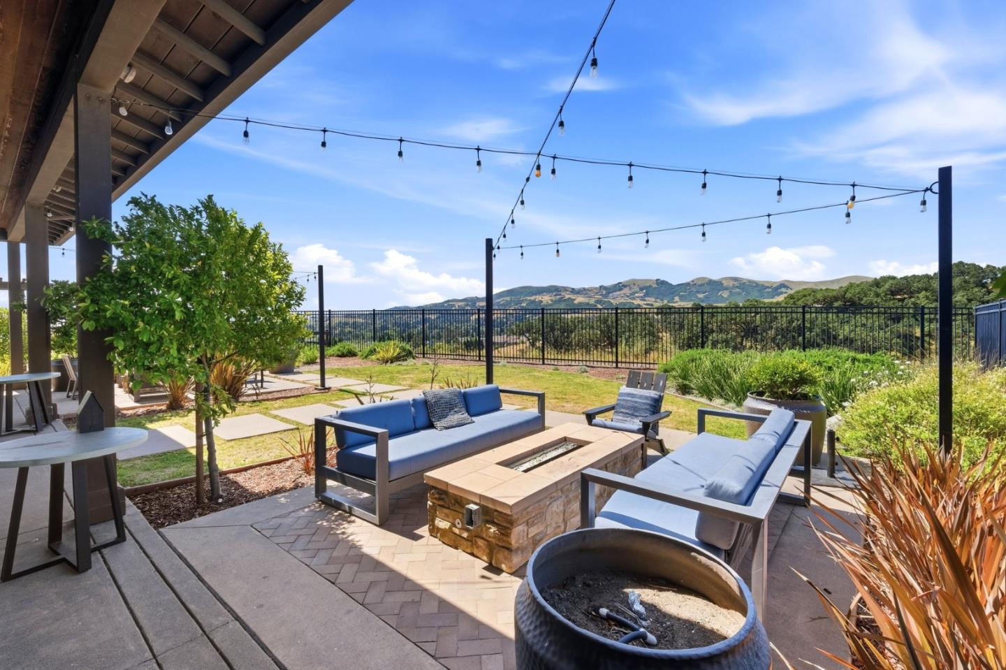 Property photo 46