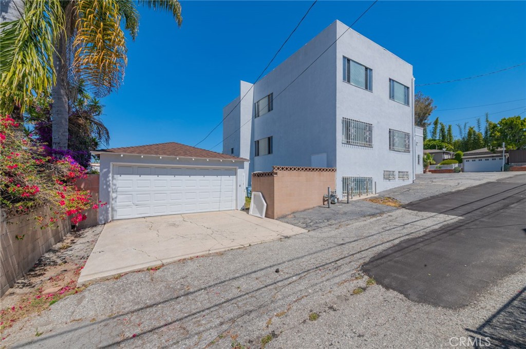 Property photo 35