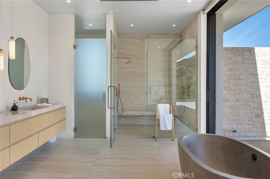 Property photo 50