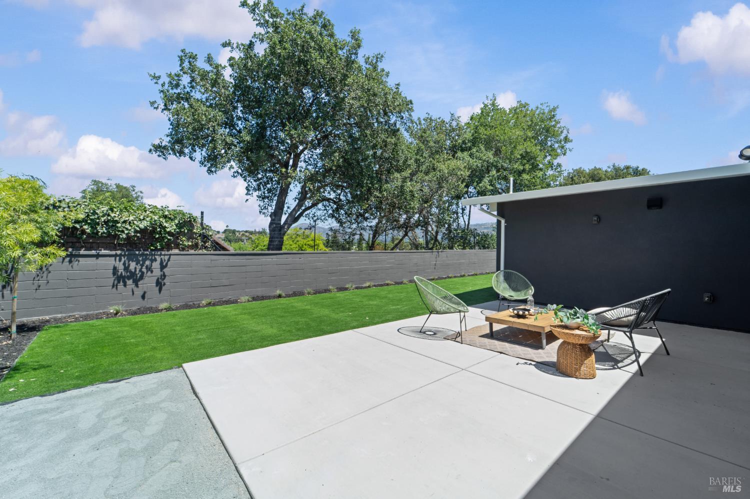 Property photo 44