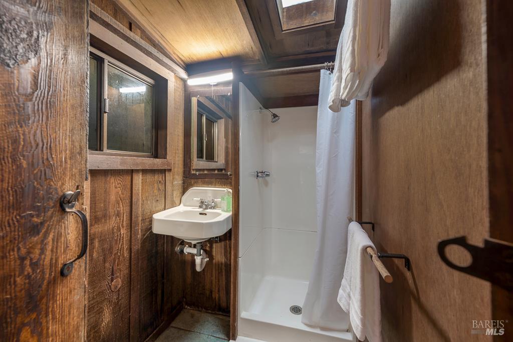 Property photo 38