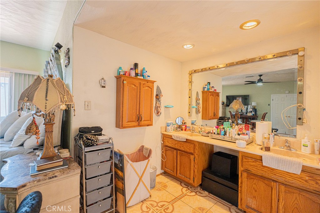 Property photo 50
