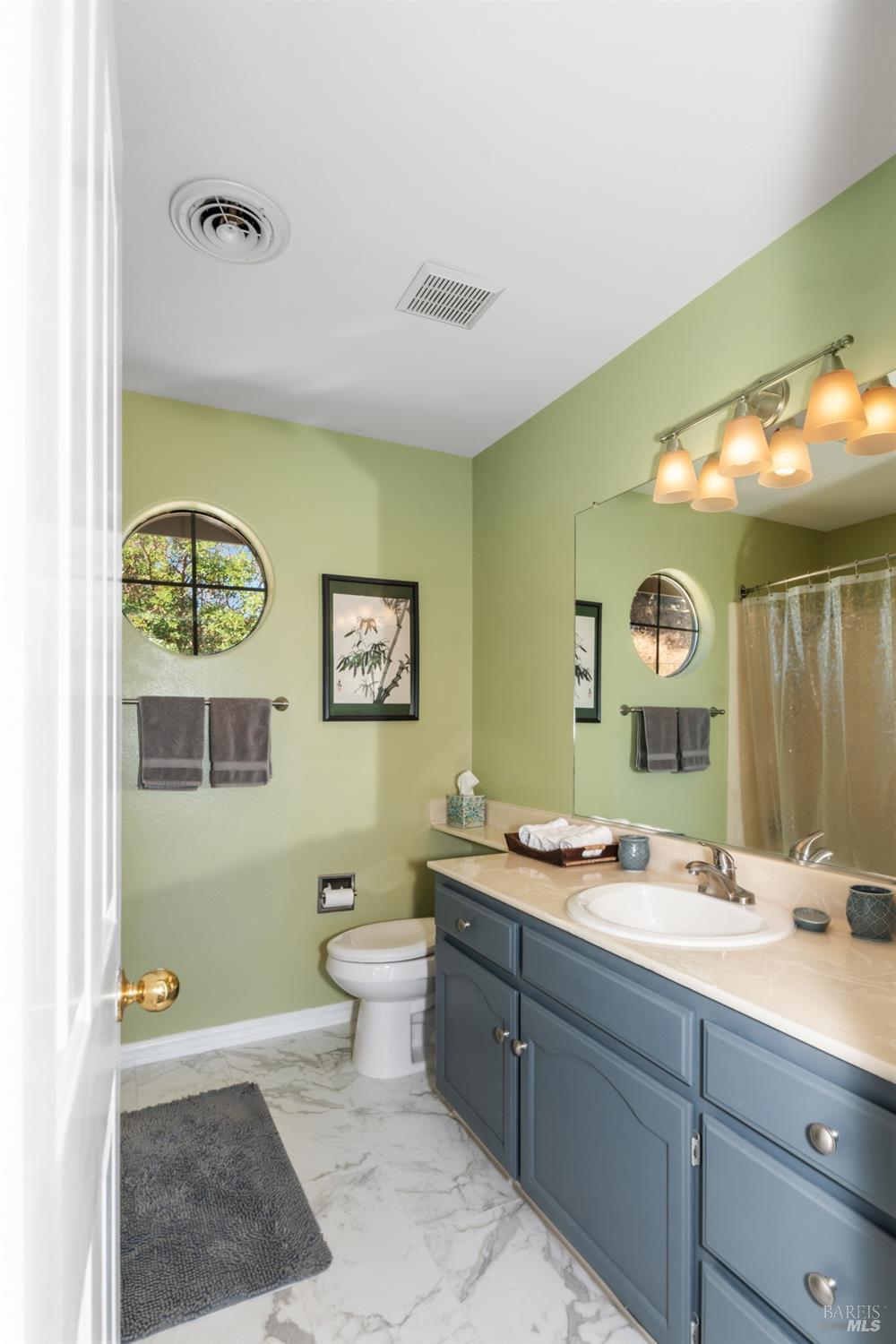 Property photo 28