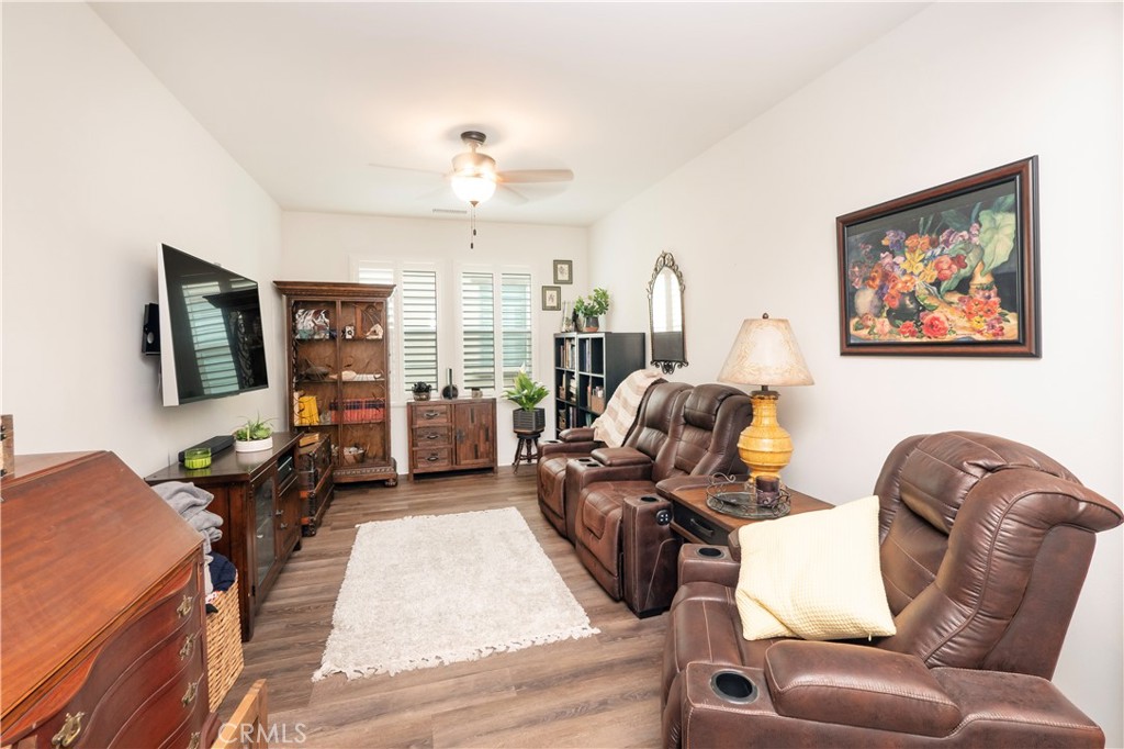 Property photo 35