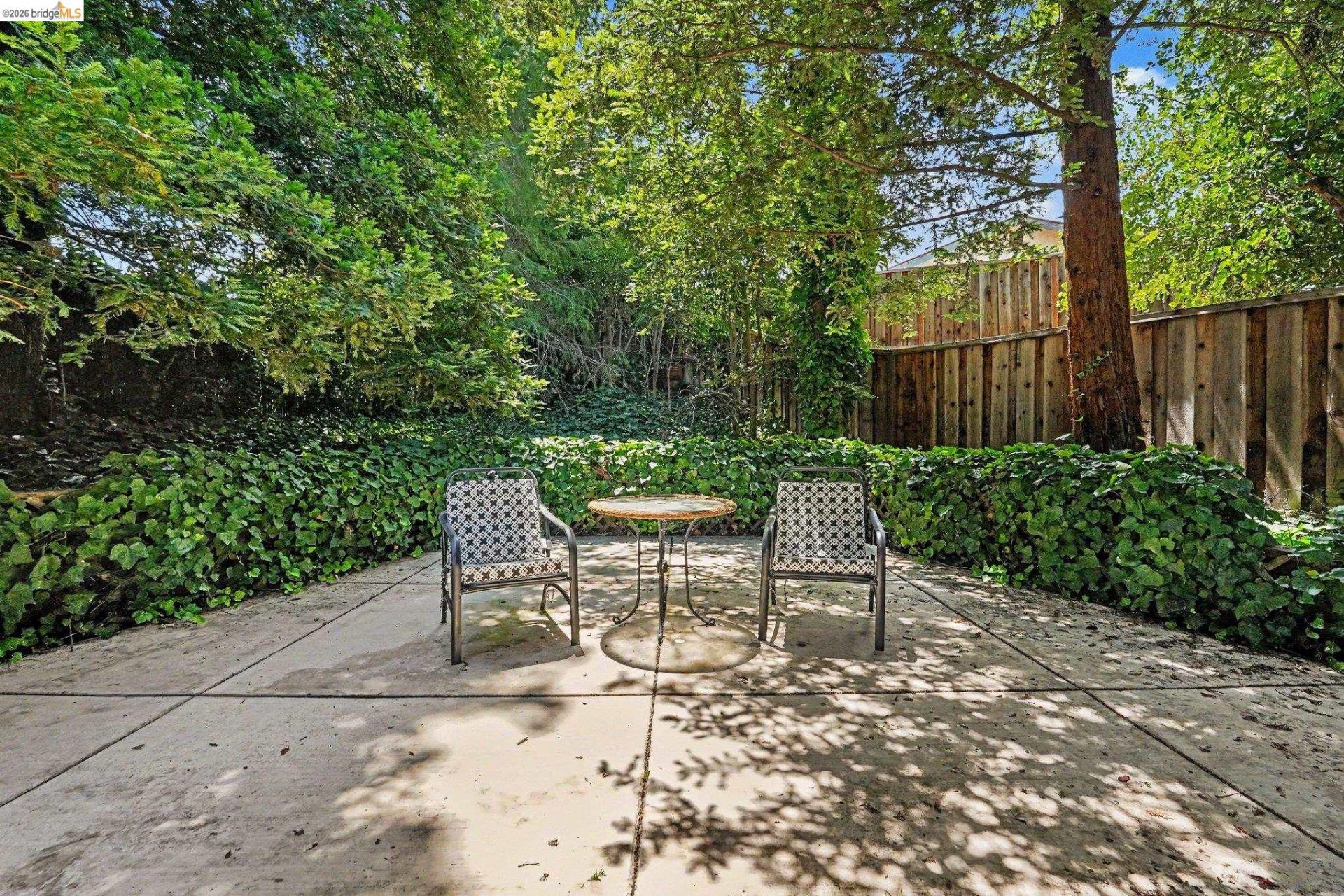 Property photo 38
