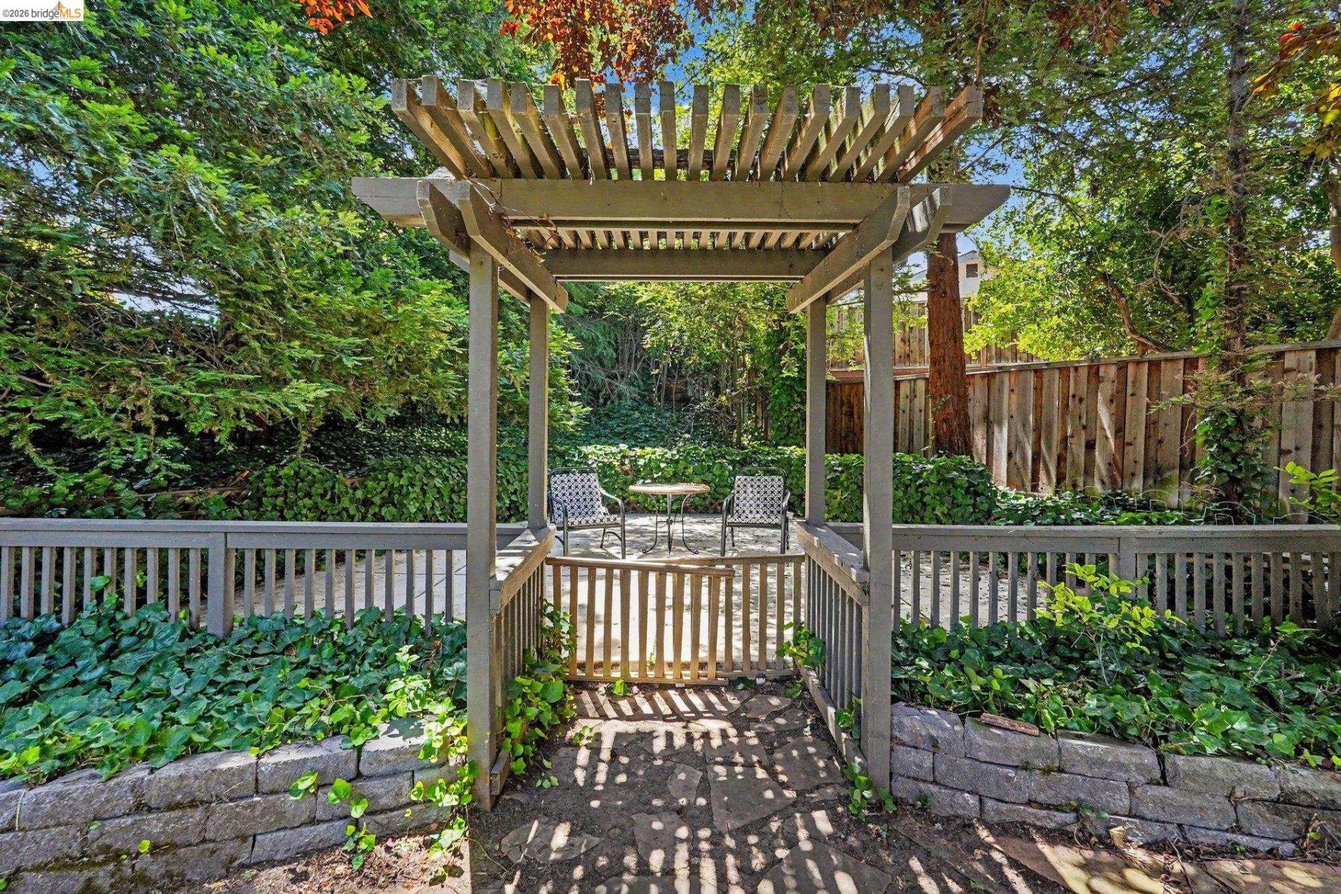 Property photo 43