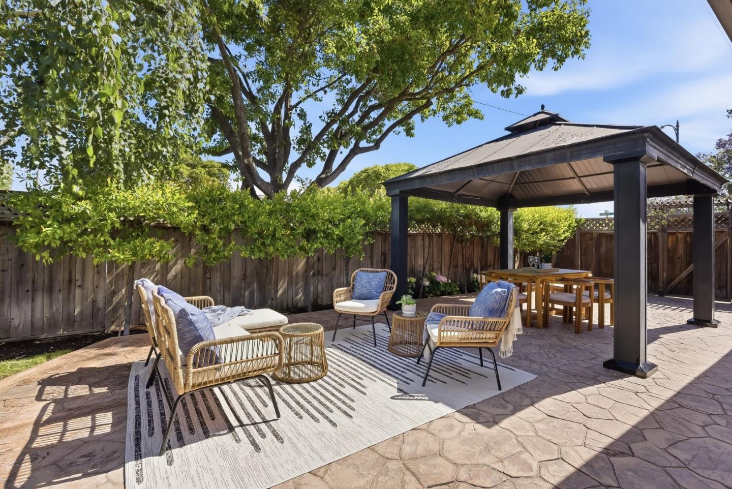 Property photo 31