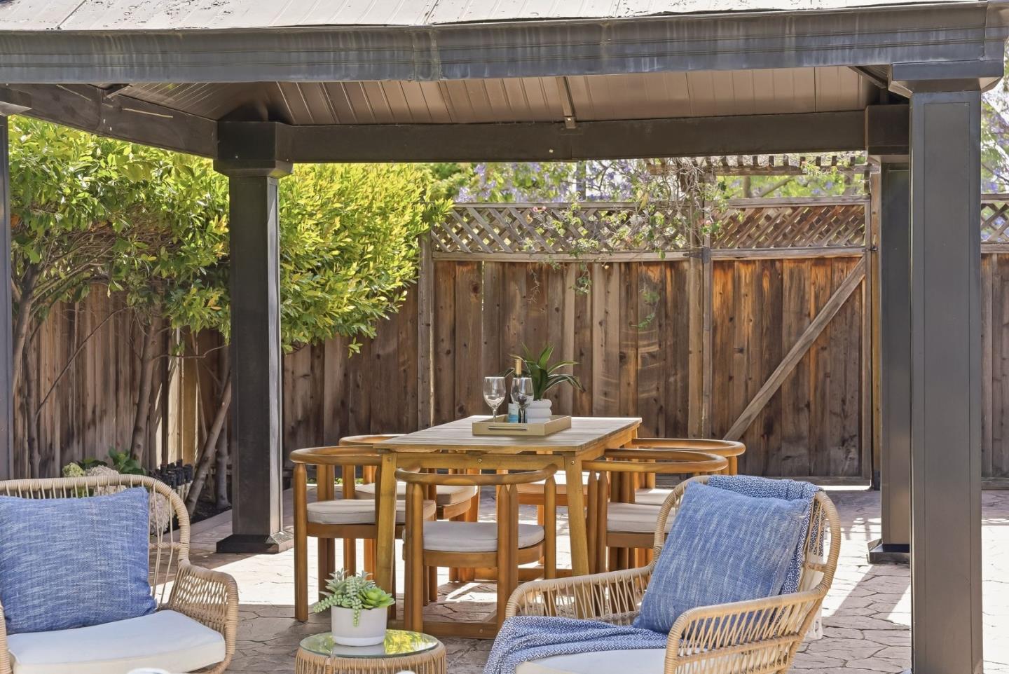 Property photo 33