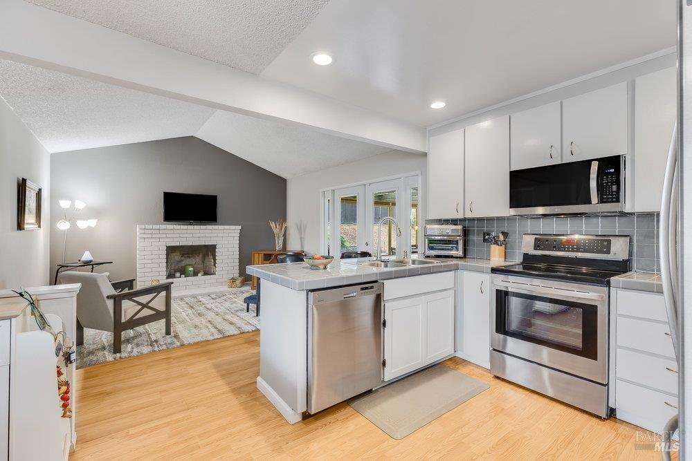 Property photo 31