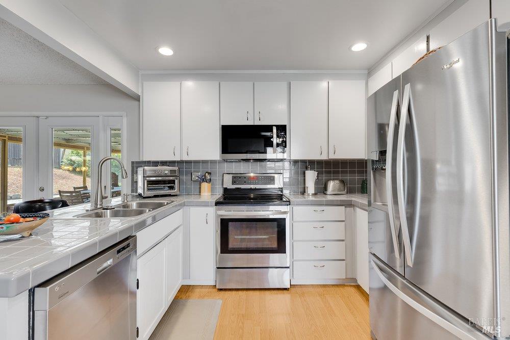 Property photo 32