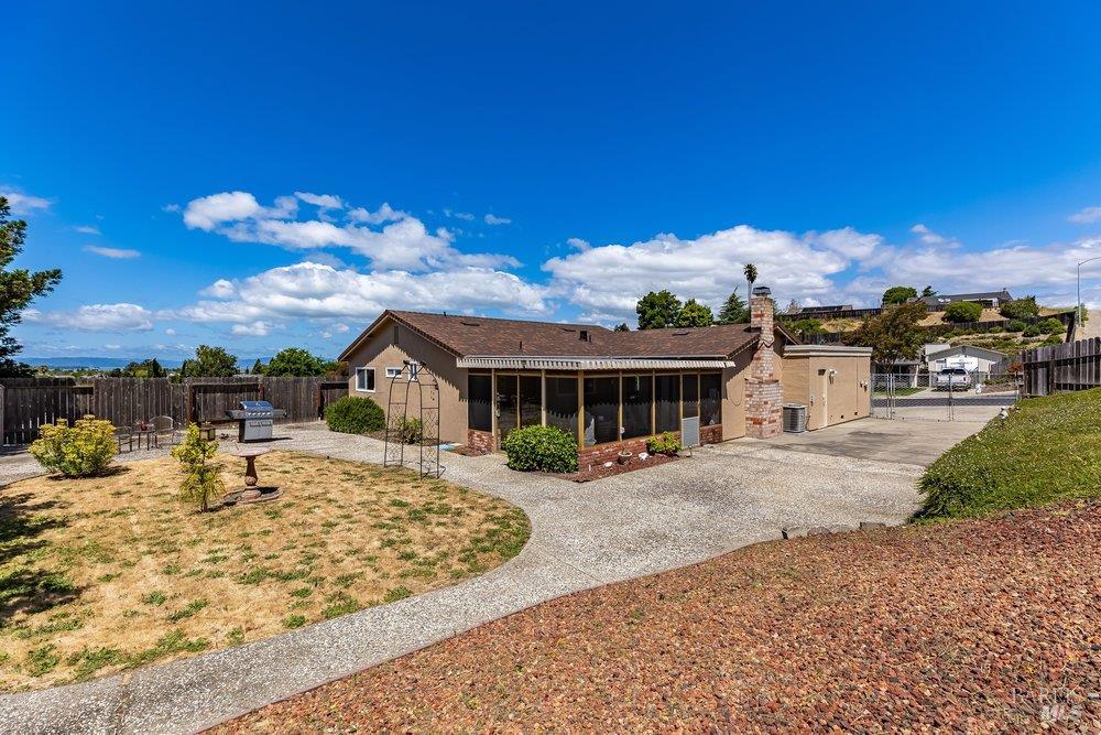 Property photo 43