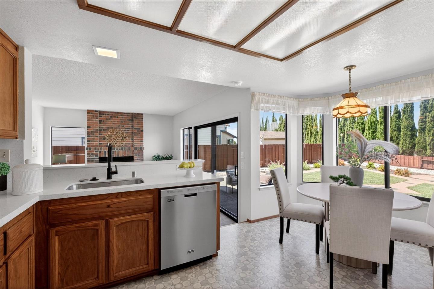 Property photo 33