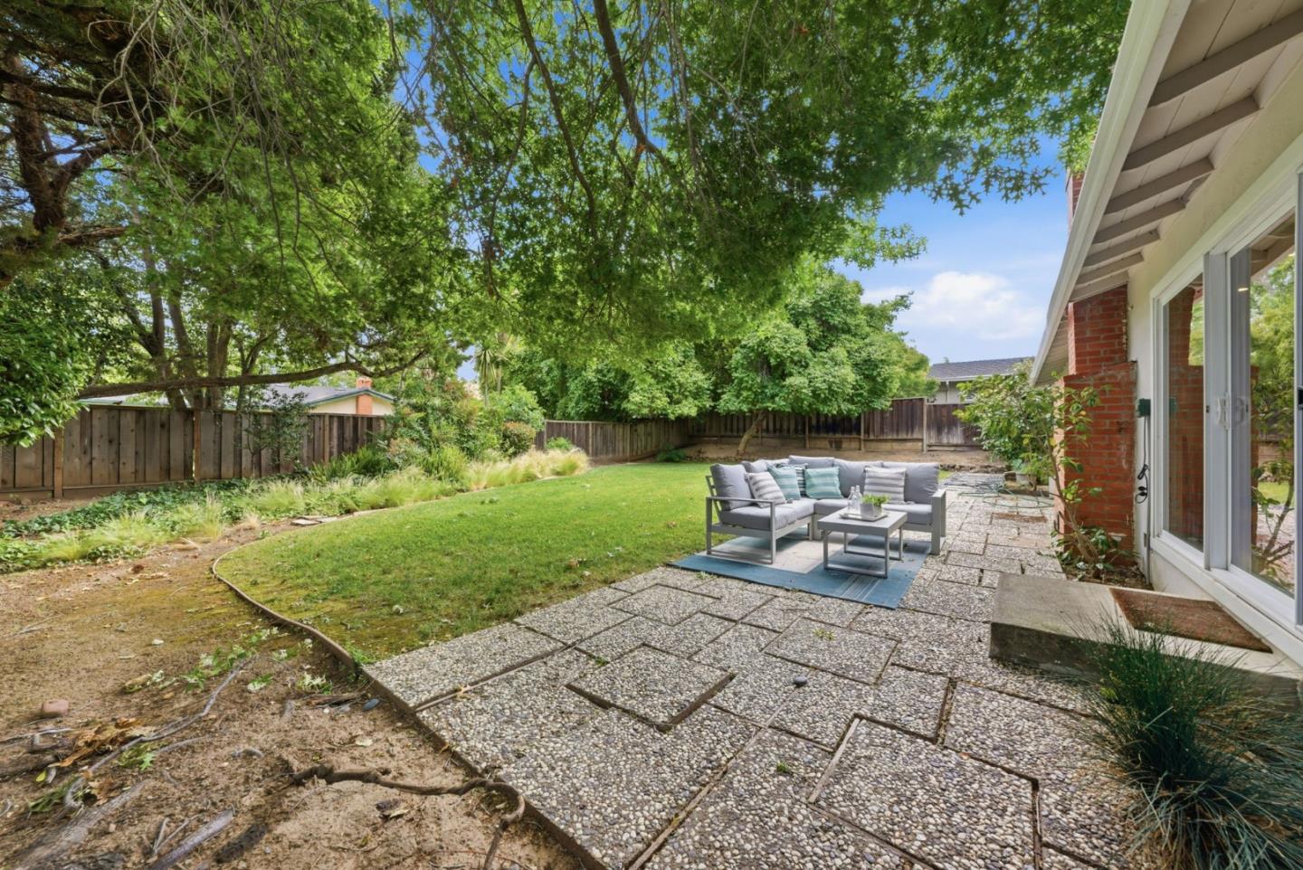 Property photo 35