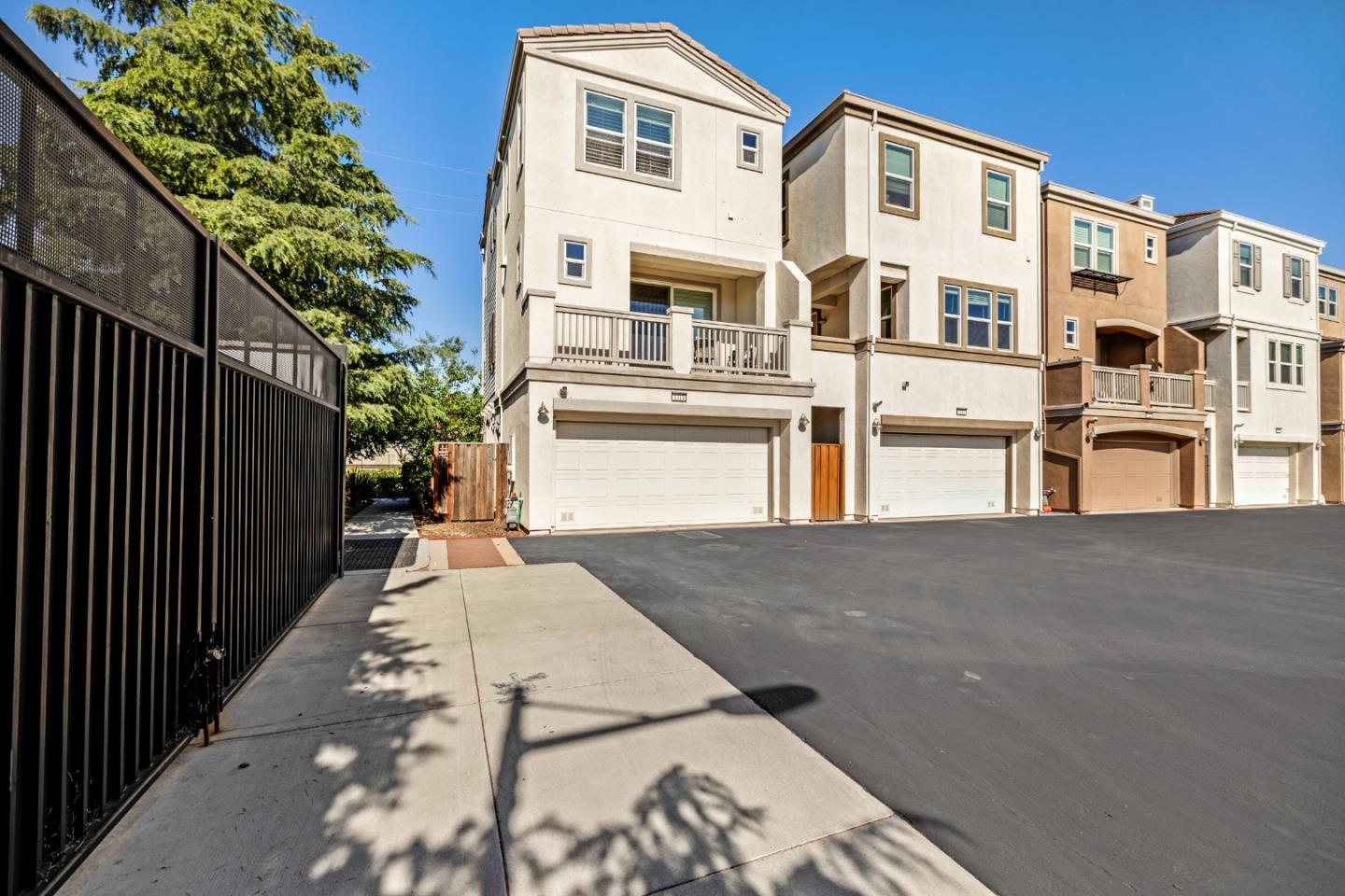 Property photo 31